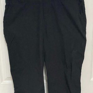 Brand-new black capris